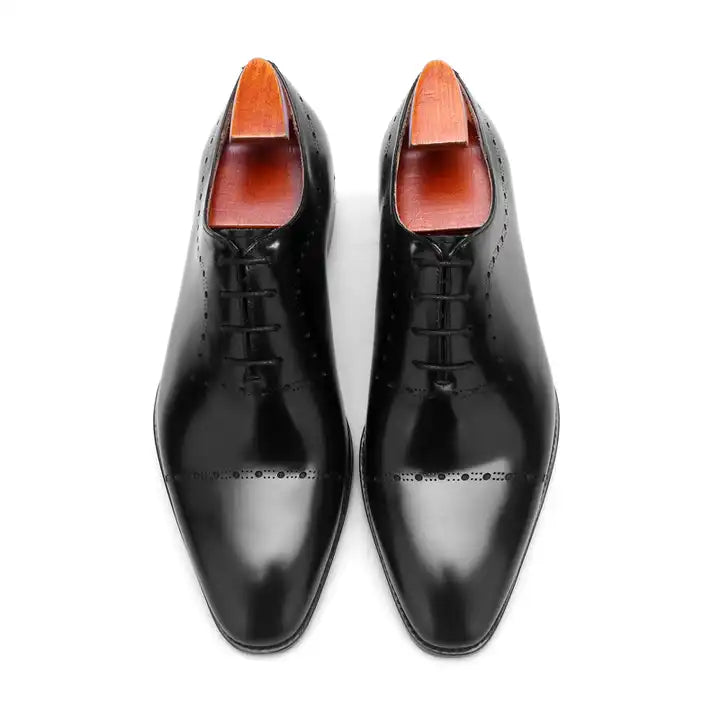 Zapatos Derby Bullock de Cuero: Estilo Británico y Artesanía Exquisita