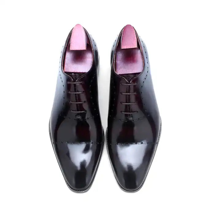 Zapatos Derby Bullock de Cuero: Estilo Británico y Artesanía Exquisita