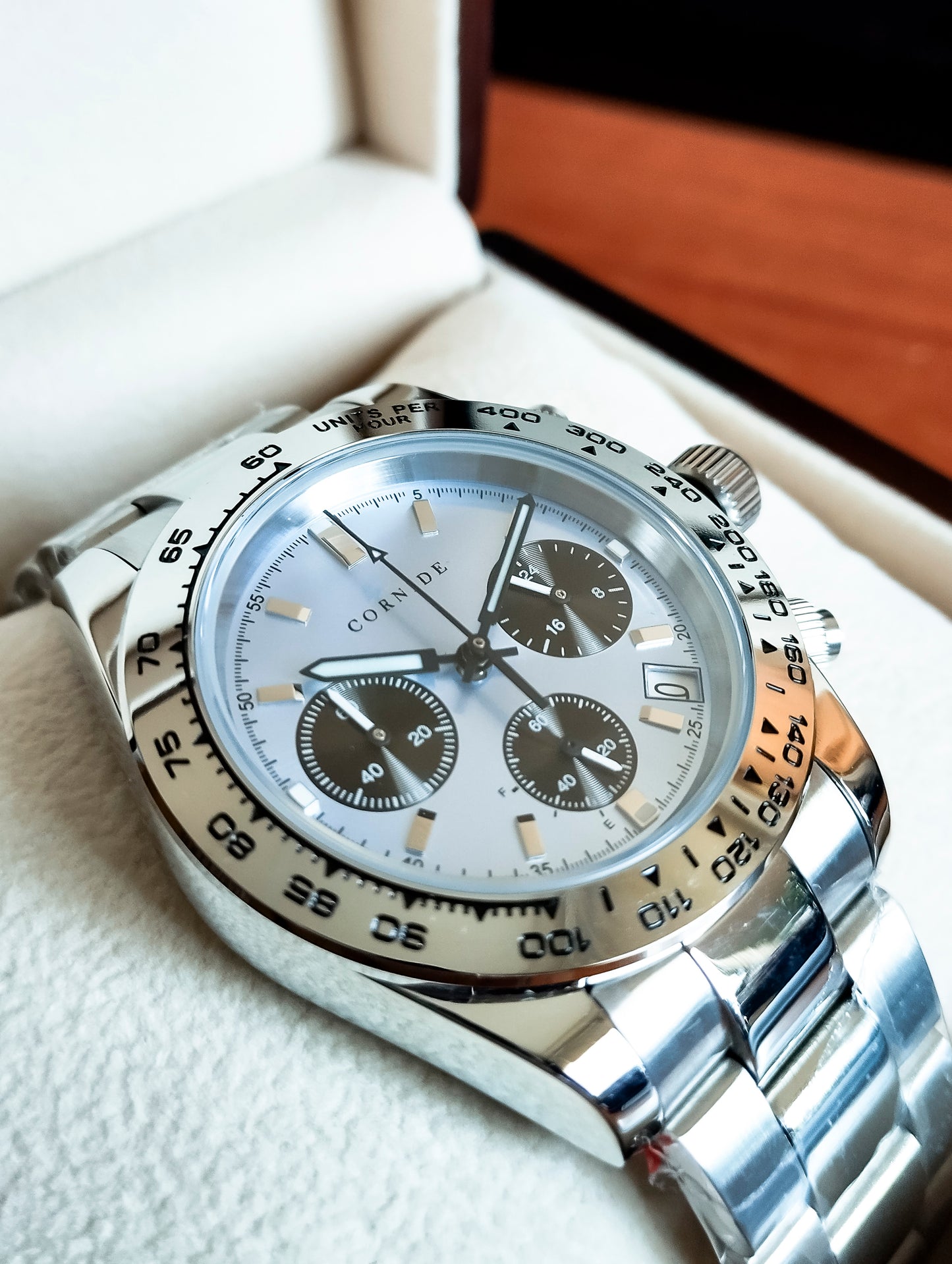 Elegancia y Funcionalidad. Reloj "La Coruña"