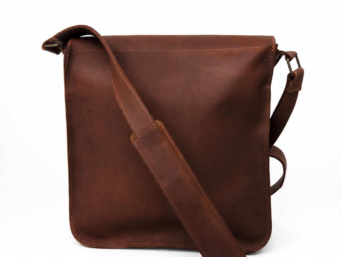 Bolso Messenger Verona de Piel – Elegancia Minimalista y Estilo Atemporal
